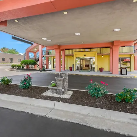 Quality Inn Fredericksburg-Central Park Area-3