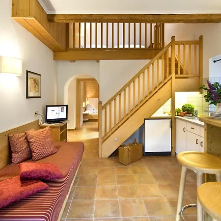 Hotel Paradies-2