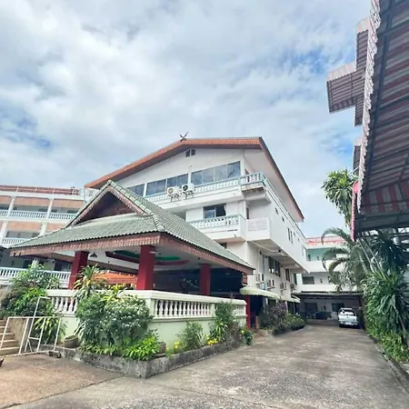Hotel O Top North Guesthouse-2