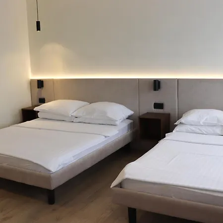 Rooms Vodisek - Depandansa Hotela Capris Capodistria Boutique-2