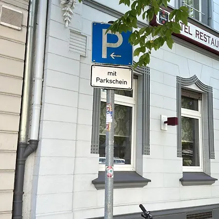 Stadt-Gut-Hotel Zum Rathaus-2