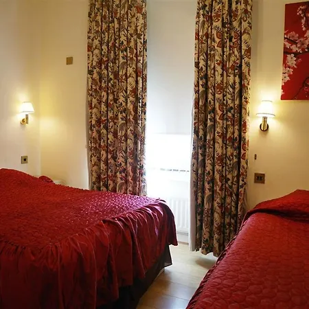 Gresham Hotel-2