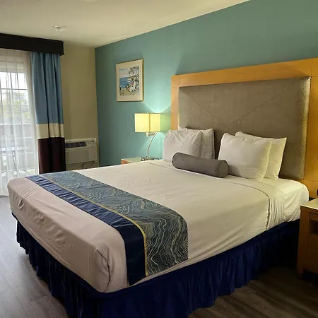 Howard Johnson By Wyndham Santa Cruz-2