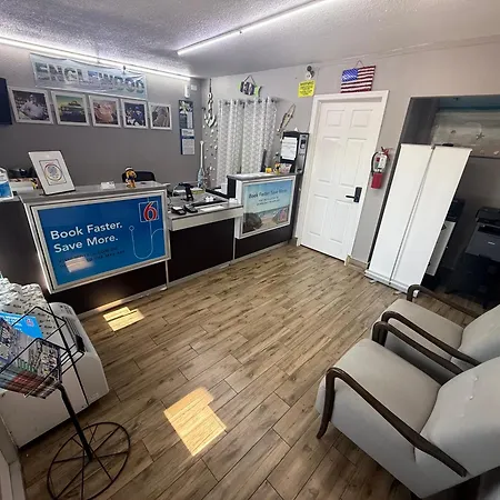 Motel 6 Englewood, Fl-2