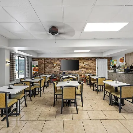 Quality Inn Bowling Green South-3