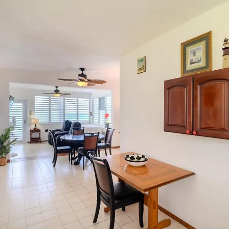 Coconut Palms Inn-3