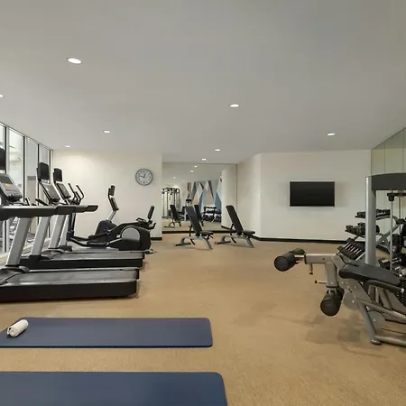 Springhill Suites By Marriott Roanoke-3