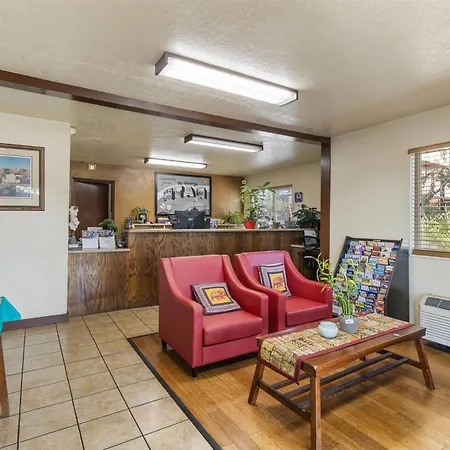 Super 8 By Wyndham St. George Ut-2