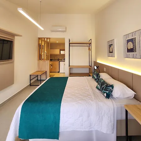 Blu Smart Stay-3