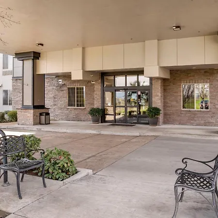 Comfort Suites Eugene University-3
