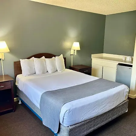 California Suites Hotel-3