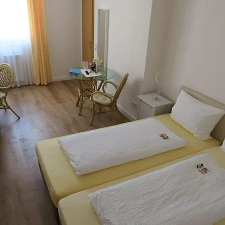 Landhotel Bergischer Hof GmbH Marialinden-3
