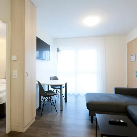 Smart & Stay Aparthotel Saarbruecken Sued - Self-Check-In - Free Parking-2