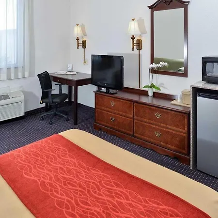 Comfort Inn & Suites Riverton-2