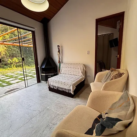 Casa di Pedra com linda vista para natureza - Miguel Pereira-3