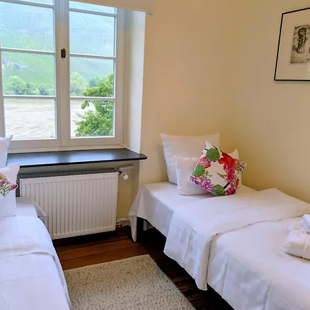 Wein- Und Landhaus S A Pruem-2