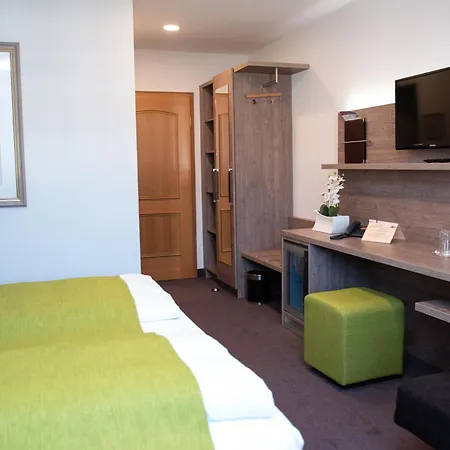 Landhotel Geiselwind-2