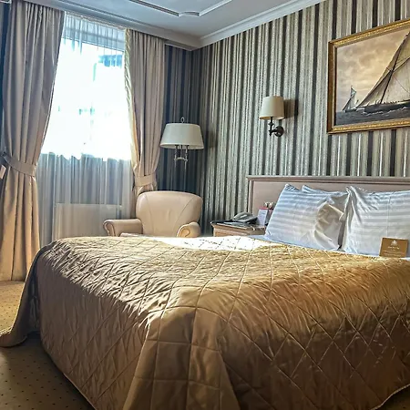 Imperial Hotel & Restaurant-3