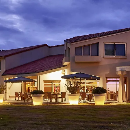 ibis Styles Cholet-3