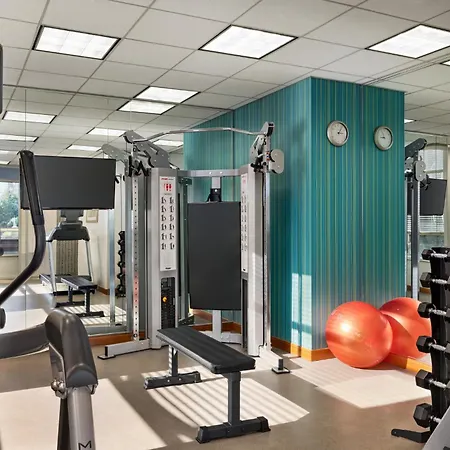 Holiday Inn Express Vancouver-Metrotown-3
