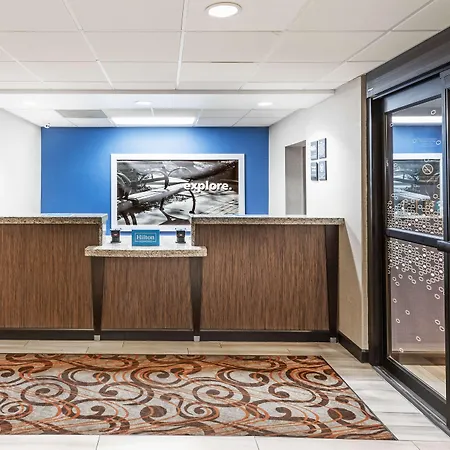 Hampton Inn Aiken-3
