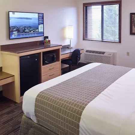 Livinn Hotel Minneapolis South / Burnsville-3