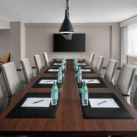 The Alloy, A Doubletree By Hilton - Valley Forge-2