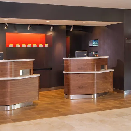 Courtyard By Marriott Richmond West-3