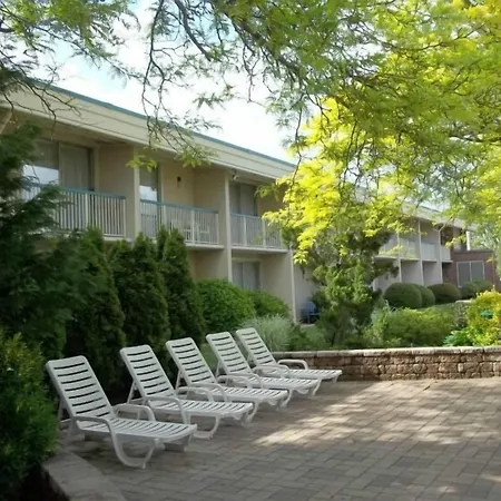 Howard Johnson By Wyndham Toms River-3