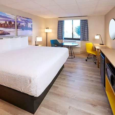 Days Inn By Wyndham Parsippany-3