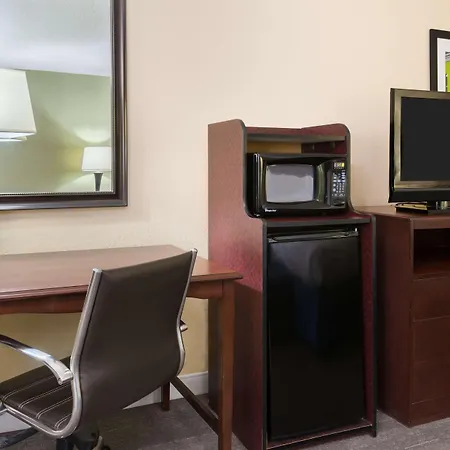 Hampton Inn Raleigh Cary-3