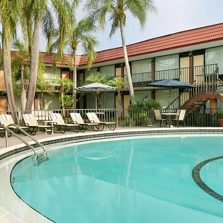 Days Inn By Wyndham Clearwater/Central-3