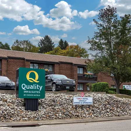 Quality Inn & Suites Zanesville City Center-3