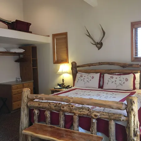 Mountain Chalet Aspen-2