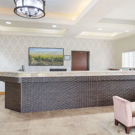 Best Western Plus Walla Walla Suites Inn-3