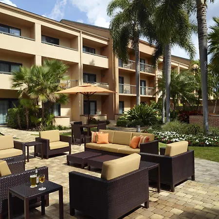 Courtyard By Marriott West Palm Beach-3