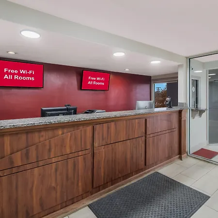 Red Roof Inn & Suites Jackson, Tn-3
