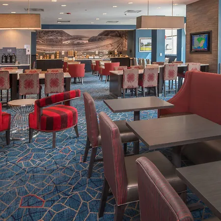 Fairfield Inn & Suites By Marriott Altoona-2