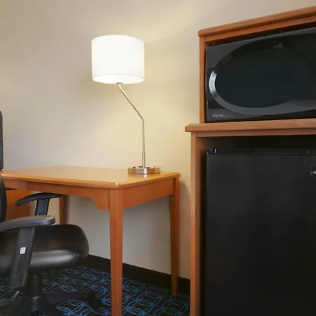 Fairfield Inn & Suites Longview-2