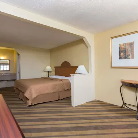 Days Inn & Suites By Wyndham Vicksburg-2