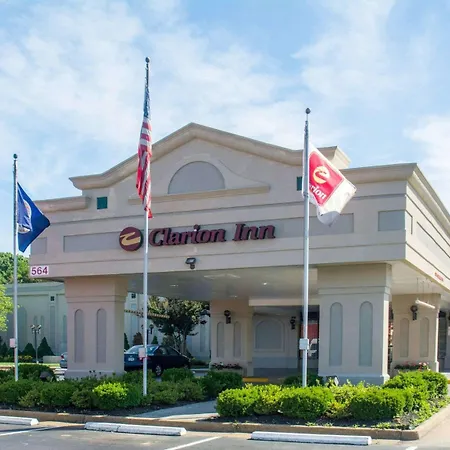 Clarion Inn-2