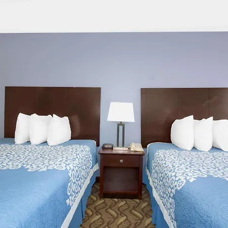 Days Inn By Wyndham North Platte-3