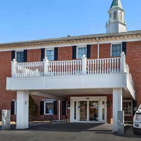 Comfort Inn Auburn-Worcester-2