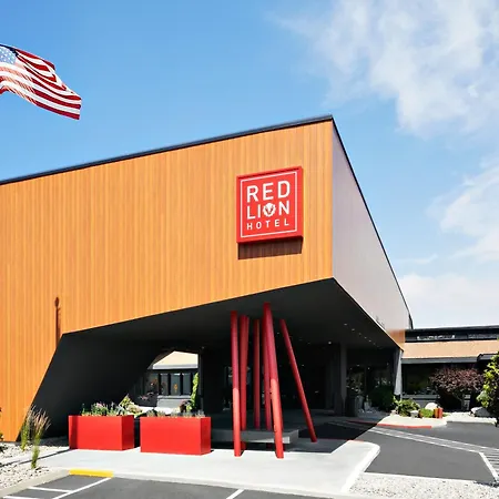 Red Lion Hotel Wenatchee City Center-2
