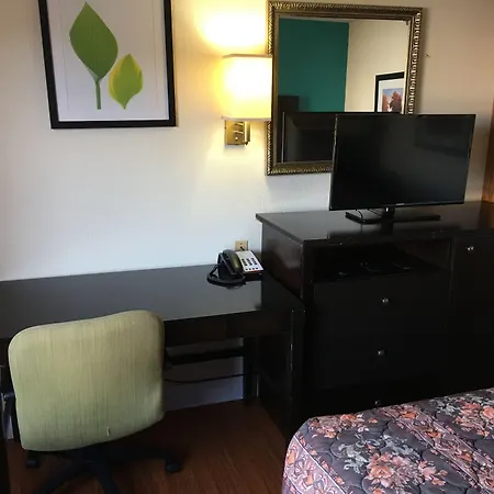 Days Inn By Wyndham Thomson-3