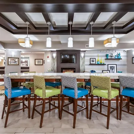 Hampton Inn West-3