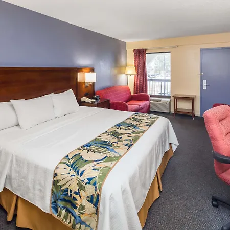 Days Inn By Wyndham Walterboro-2