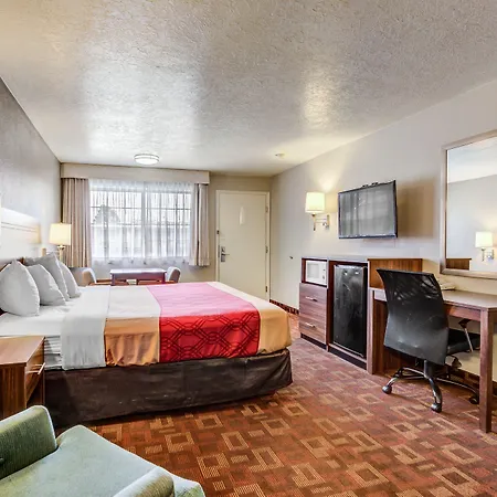 Econo Lodge St George North - Near Pioneer Park-2