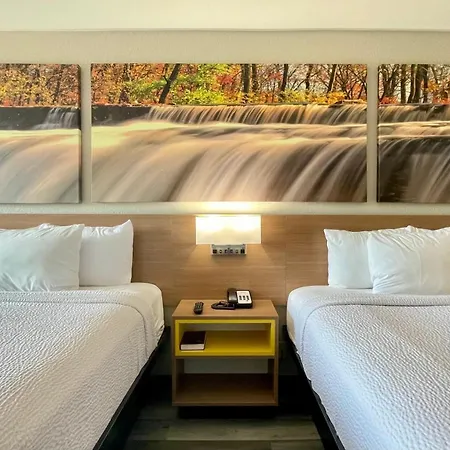 Days Inn By Wyndham Columbus In-3