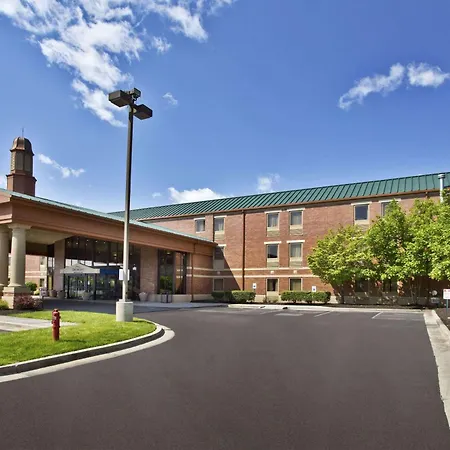 Baymont By Wyndham Knoxville/Cedar Bluff-3